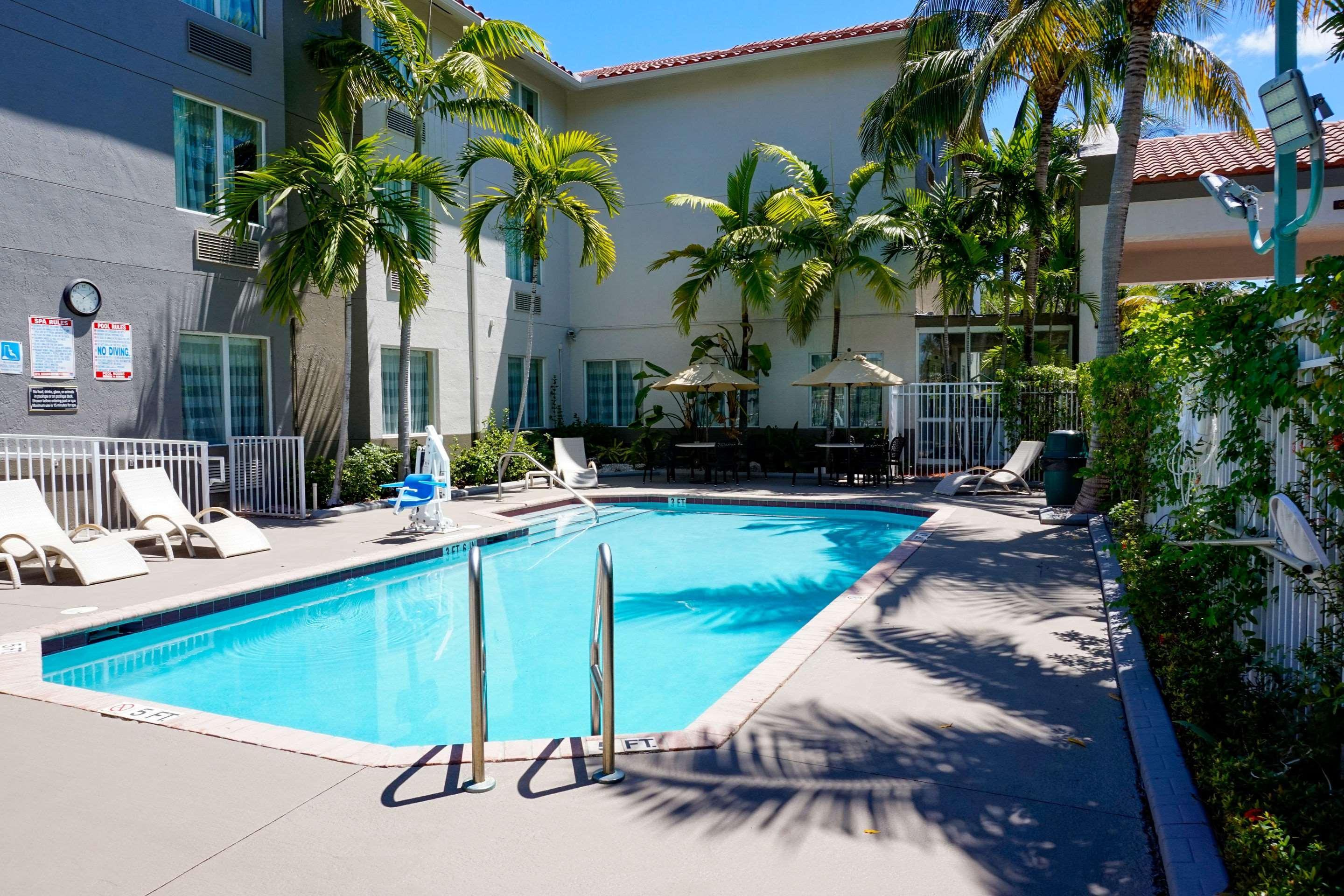 Sleep Inn & Suites Ft Lauderdale International Airport Dania Beach Exteriör bild